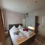 شقة Alte Schulstrasse Altstadtdomizil Helin Whg 3 *