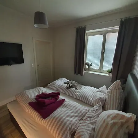 Alte Schulstrasse Altstadtdomizil Helin Whg 3 *